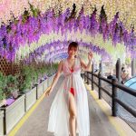 阿久津真央、ワンピースから透けたビキニ姿に「本当に綺麗」