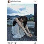 江野沢愛美、いたずらな視線で見つめるプライベートショットに反響！「彼女感増し増しですね」