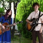 GLIM SPANKY、主題歌務める『警視庁・捜査一課長2020』に出演し熱唱！
