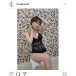 堀尾実咲、脇チラ見せの魅惑的ポートレートに「色っぽい」「美しいですよ」