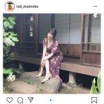 石田桃香、縁側で美脚チラ見せの“和セクシー”なオフショット！「色っぽいです」「ギャップが良い」