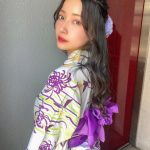 NMB48 村瀬紗英、高貴な“見返り美人”ショットに歓喜の声「紫が良く似合う」「夏感じることが出来ました」