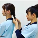 西野七瀬が演じる“相原くるみ”、石原さとみ演じる“葵みどり”との先輩後輩ショット公開「新人薬剤師はもう卒業しなきゃ」＜『アンサング・シンデレラ　病院薬剤師の処方箋』＞