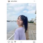 大原優乃、振り向き笑顔のポニーテール姿に「かわいい」「笑顔に癒されます」