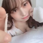 イラストレーター・竹内星菜、“あざとかわいい”至近距離の彼女風ショットに「最高すぎる」