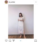 内田理央、ロングワンピースで美脚をチラ見せ！「可愛すぎて優勝」「スリットが気になってしまう」