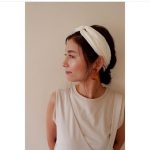 宇賀なつみ、ヘアバンドでデコ出しの涼し気コーデを紹介「夏らしい」「とてもお似合いです」
