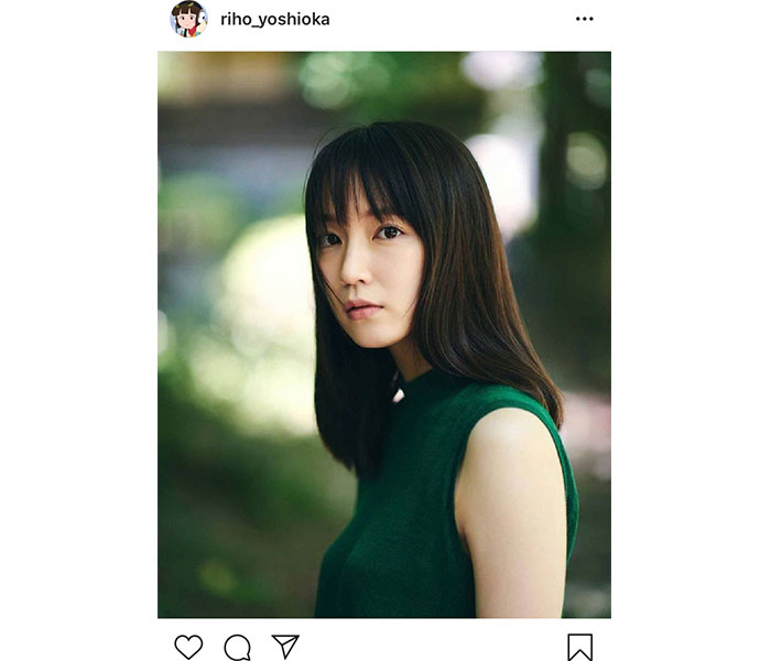 吉岡里帆、2nd写真集よりノースリーブのオフショット公開！「まるで映画のワンシーン」「雰囲気あって素敵」
