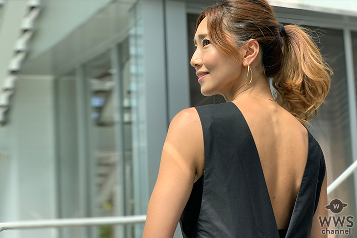 【動画】那口絵理、魅せる背中になれるトレーニングを披露！