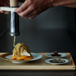 ウィズ原宿で体験！自分で仕上げる『和栗とトリュフのきんとん』