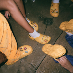 ジャスティン・ビーバーとコラボのCROCS（クロックス）発売！