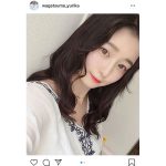 我妻ゆりか、センター分けおでこ出しのヘアスタイルに可愛さ大渋滞！