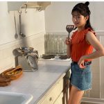 後藤楽々、“決め顔？”“いたずら笑顔？”好みを問う2021年カレンダーオフショットに反響！