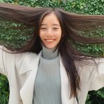 新木優子、屋外で楽しむ笑顔の私服コーデ紹介！「その笑顔たまらん」「心臓飛び跳ねた」