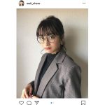 福田愛依、丸メガネ姿が「大人かわいい」レアショット！
