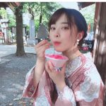 石田桃香、表紙を飾る「別冊ヤングチャンピオン」オフショット公開！「最高しか言えねえー」