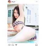 コスプレイヤー・JILL、S字を描いた美ボディを見せつけたプールビキニ！「プールで見かけたら直視できない」