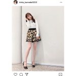 久間田琳加、ヒョウ柄ショートパンツから伸びる“りんか丈”ショットに反響！「美しすぎる」