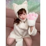 森香穂、「拾ってください」ハロウィンの猫コスプレに反響！「思いっきり可愛い！」「拾いにいきます」