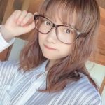 現役ナース・桃月なしこ、黒ビキニのシャワーシーンオフショット公開！「週刊少年チャンピオン」表紙に登場