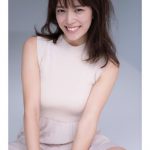三谷紬アナウンサー 、初表紙を飾った「週刊ヤングマガジン」アザーカットを公開！「お蔵入りするのは勿体ない」