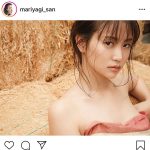 永尾まりや、鋭い視線で魅せる美ボディ！