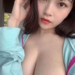 大嶋みく、Hカップの豊満美バストの至近距離ショットに釘付け！「なんて可愛いんだ！」「ドキドキしちゃう」