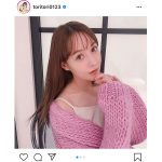 ローラ、金髪ヘアが映える白シャツショット公開！寄せられてメッセージに歓喜の声も