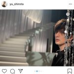 城田優、至近距離で見つめるオフショットに反響！「素敵すぎる」