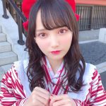 ≠ME（ノイミー）鈴木瞳美、大正ロマンを感じるエプロン袴姿を披露！「レトロな感じも最高に可愛い」