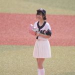 鈴木愛理、満面の笑顔で挑んだ人生2回目の始球式！ワンバン投球に「去年の100倍悔しい！」