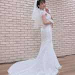 上坂すみれ、“毛深すぎる！”純白ウェディングショットに歓喜！「脱毛しないでね」