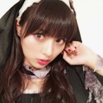 内田理央、デビュー10周年記念の写真展をオンライン開催！