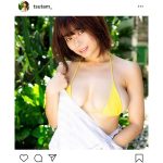 和地つかさ、“国宝級”の美バスト披露の“ミニグラ”ショット公開！