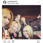 YOSHIKI、東京ドームでGLAYとの集合写真を公開！「この瞬間に立ち会えて幸せでした」
