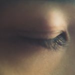 横浜流星、瞳を閉じて味わう粒チョコレート「ダース」の新CMがオンエア