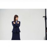 芳根京子、ゆかりの北海道『ほくでん』新CMで弾ける笑顔のスーツ姿を披露！「元気はつらつな感じがいい」