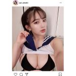 天木じゅん、ハロウィンはセーラー服ビキニで大人セクシー全開！「小悪魔って感じ」「たまらなくセクシー」