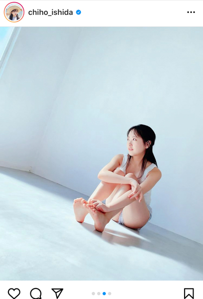 STU48 石田千穂、キャミソール姿でヘルシーな美肌披露！「天然少女って感じ！」「さわやか〜」