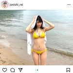 NMB48 上西怜、「どっちが好き〜？」、赤＆黄で魅了するビキニ姿に「どっちも最高」「選べないよ」