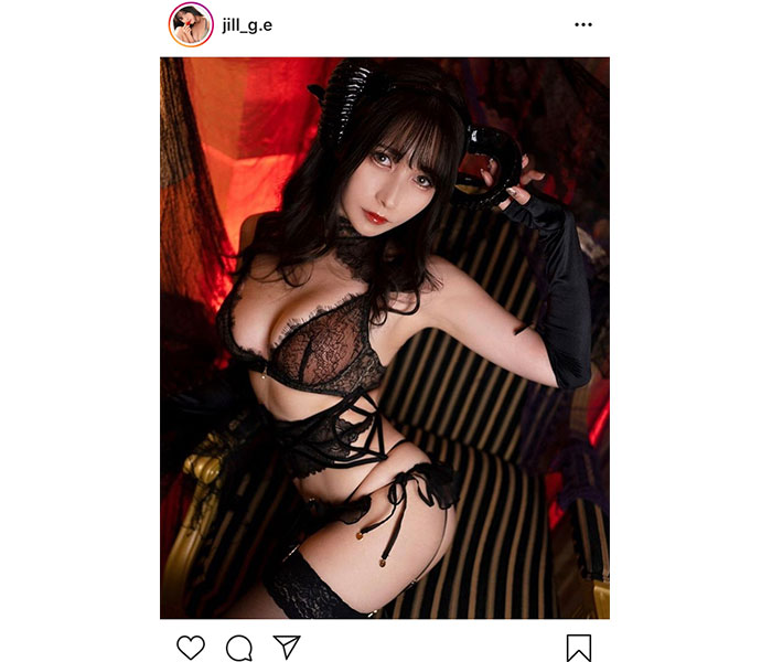 コスプレイヤー・JILL、露出度高めな小悪魔コスプレで魅せる美的コントラスト！「刺激的」「色気やばい」