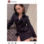 サイバージャパンダンサーズ・KOZUE、黒コートで魅了する大人コーデ披露！