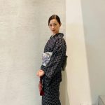 中条あやみ、沖縄・花織の着物オフショットを披露