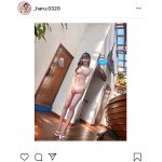 吉澤遥奈、抜群プロポーション披露の美脚オフショットを公開！「綺麗だ」「癒やされました」の声も