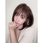 伊織もえ、愛猫と過ごす癒しのプライベートショット！