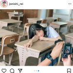 NMB48 上西怜、ビキニ姿や制服が眩しい写真集オフショットに反響！「夏に戻りたい！」