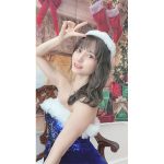 桃月なしこ、“ヨドンナ”を彷彿とさせる青サンタ衣装を公開！