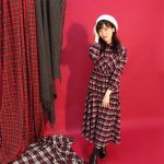 前島亜美、2021年カレンダーのオフショット公開！「どのスタイリングがお好きですか？」