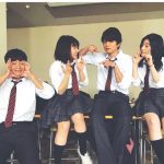 GENERATIONS 白濱亜嵐、制服姿が「可愛すぎる！」映画『10万分の1』オフショット公開！！