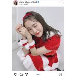 HKT48 田島芽瑠、いたずらな笑顔が可愛すぎるサンタコスプレ披露！「プレゼント持っていっちゃうかも？」